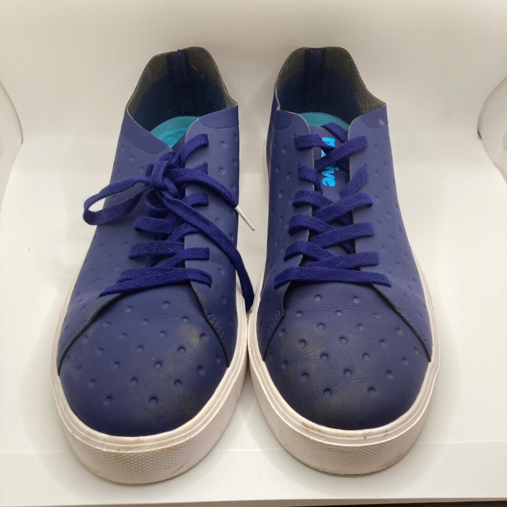 Native shoes perforated blue lace up tennis shoe washable water 11